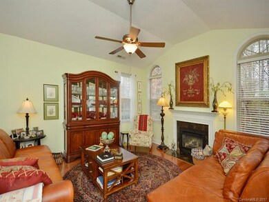 40 Summerfield Place, Flat Rock, NC 28731 - photo 4