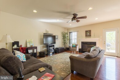 1102 Austin Dr, Fredericksburg, VA 22401 - photo 6