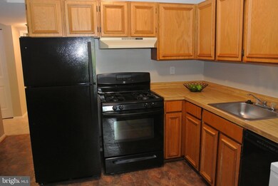 18609 Walkers Choice Rd unit 3, Montgomery Village, MD 20886 - photo 7