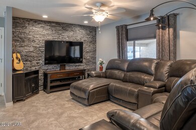 MICHELLE_2521DaytonaAve-7