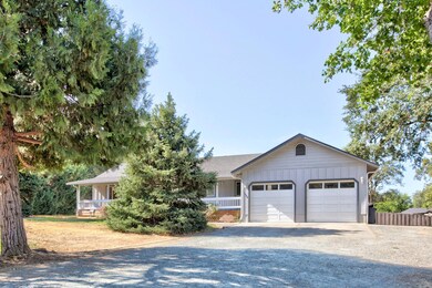 1404 Russell Rd, Merlin, OR 97532 - photo 2