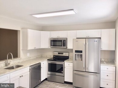 8 Steeplejack Ct, Owings Mills, MD 21117 - photo 5