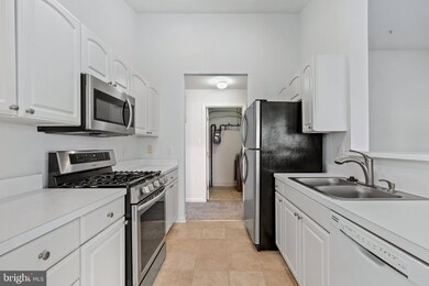 7528L Coxton Ct unit 107, Alexandria, VA 22306 - photo 6