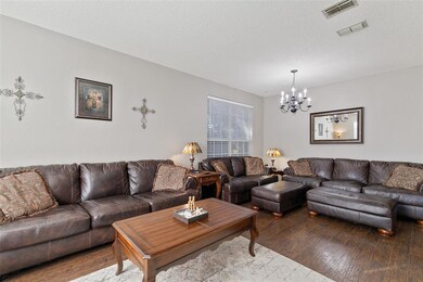 7841 Ember Oaks Dr, North Richland Hills, TX 76182 - photo 5