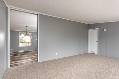 1200 E Cutshall Rd, Scottsburg, IN 47170 - photo 5