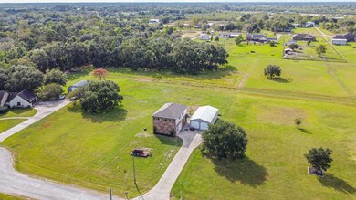 922 Bar e Bar S, Alvin, TX 77511 - photo 5