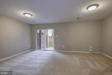 6731 Emmanuel Ct, Gainesville, VA 20155 - photo 5