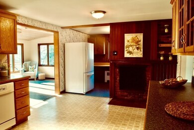 13 Lilac Ct, Acton, MA 01720 - photo 5