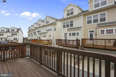 11822 Regents Park Dr, Germantown, MD 20876 - photo 4