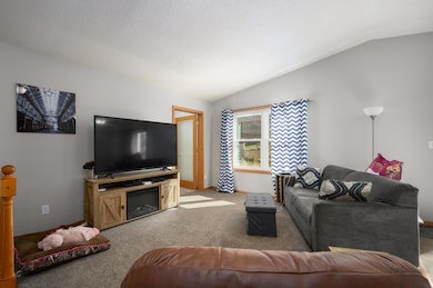 2016 27th St SE, Rochester, MN 55904 - photo 4