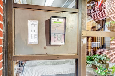 1976 Lafontaine Ave unit 4D, Bronx, NY 10457 - photo 7