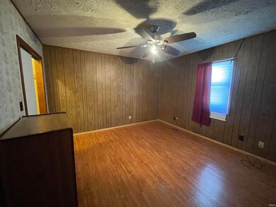 901 E State St, Princeton, IN 47670 - photo 5