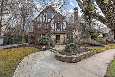 767 Elmgrove Ave, Providence, RI 02906 - photo 2