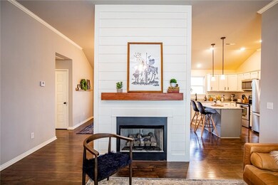 24 Cumbrian Dr, Bella Vista, AR 72714 - photo 4