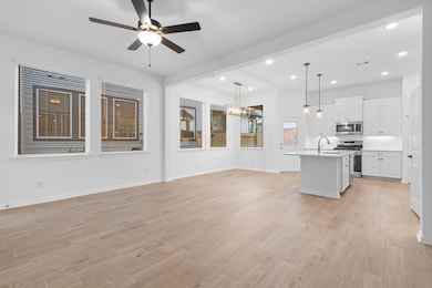 130 W Coralburst Loop, Montgomery, TX 77316 - photo 7