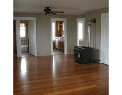 55 W Carpenter St unit 3, Attleboro, MA 02703 - photo 4