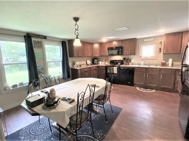 39 Baldwin Ct, Charlestown, NH 03603 - photo 5