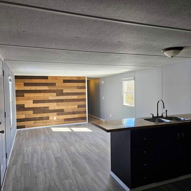 5722 Blissfield Ct, Fort Wayne, IN 46818 - photo 2