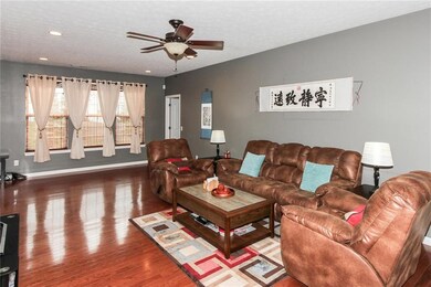13987 London Rd, Fishers, IN 46037 - photo 7