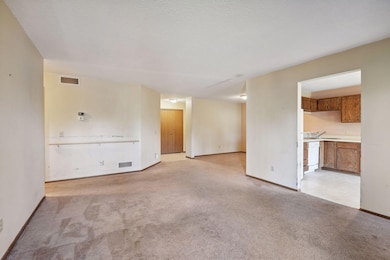 8700 Aldrich Ave S, Bloomington, MN 55420 - photo 6