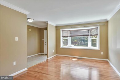 3004 Winter Pine Ct, Fairfax, VA 22031 - photo 5