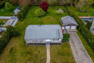 155 Arnold St, South Dartmouth, MA 02748 - photo 5