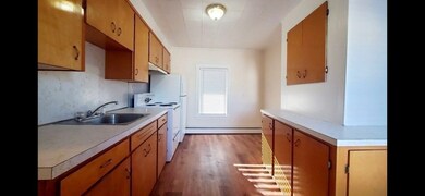 173 School St unit 4, Webster, MA 01570 - photo 5