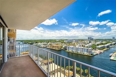 Winston Towers 700 unit 1709, Sunny Isles Beach, FL 33160 - photo 4