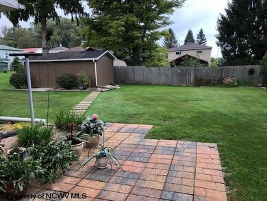 200 Nelson Rd, Thomas, WV 26292 - photo 5