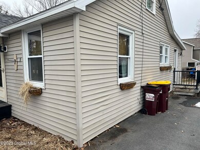 7 Thomas Ave, Ballston Spa, NY 12020 - photo 3