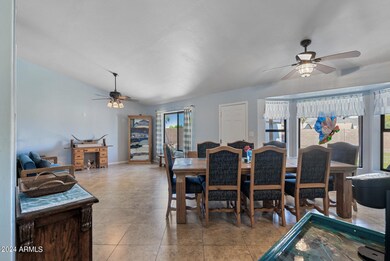 10_4202_W_Saguaro10_mls