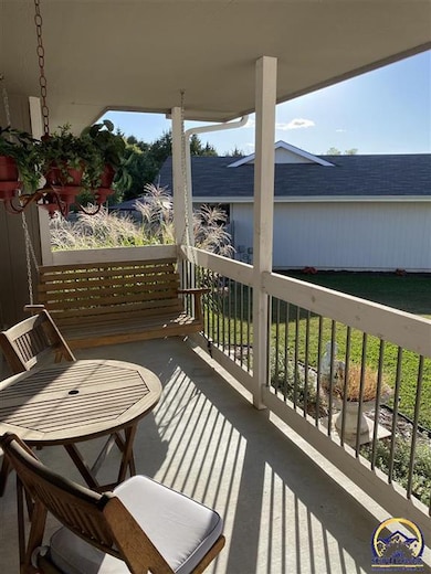 4340 SE Chisolm Rd, Topeka, KS 66609 - photo 3