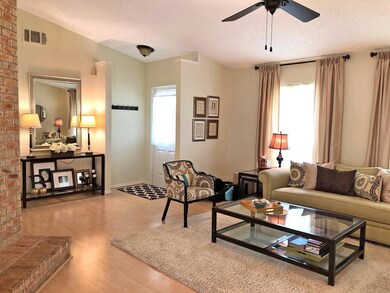 Second look at Living room with access to front en