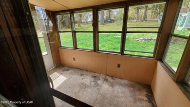 20 Pearl St, Hunlock Creek, PA 18621 - photo 5