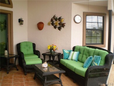 Peaceful sitting area on Lanai.  Listen to the wat