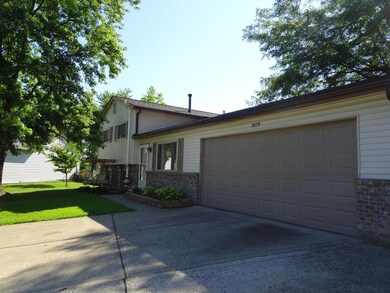 Welcome to 2879 Gravenhurst Ct.