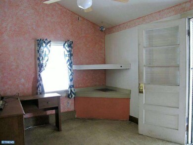 625 Lippincott Ave, Riverton, NJ 08077 - photo 5