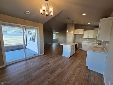 6585 Samuel Dr, Horace, ND 58047 - photo 7