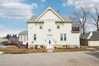 1-web-or-mls-N90W17032 Appleton Ave-001