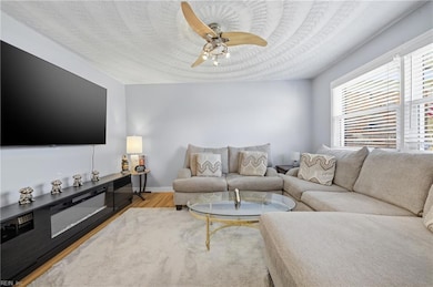 441 Corapeake Dr, Chesapeake, VA 23322 - photo 4