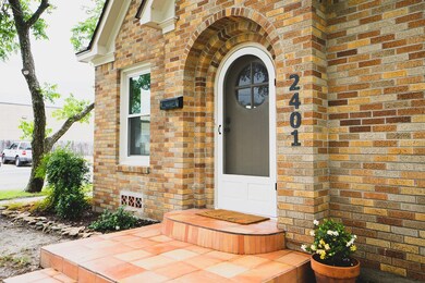 2401 Avenue E, Bay City, TX 77414 - photo 2