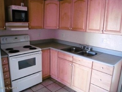 352 E Laguna St, Tucson, AZ 85705 - photo 5