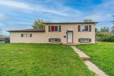 1038 Ross Rd, Columbus, OH 43227 - photo 2