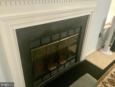 6503 Alopex Ct, Waldorf, MD 20603 - photo 5