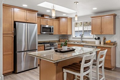 19115 Kiowa Rd, Bend, OR 97702 - photo 7