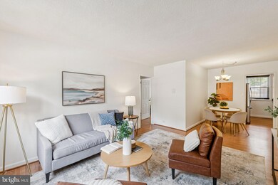 4324 2nd Rd N unit 43242, Arlington, VA 22203 - photo 4