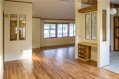 789 Pine Dr, Enumclaw, WA 98022 - photo 2