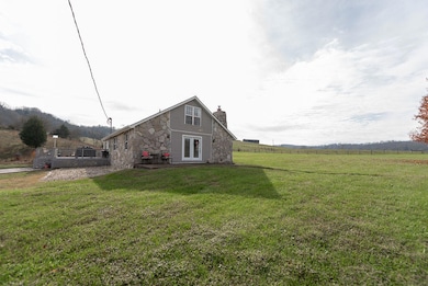 3236 Steele Branch Rd, Frankfort, KY 40601 - photo 2