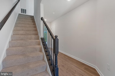 16649 Green Glade Dr, Brandywine, MD 20613 - photo 3