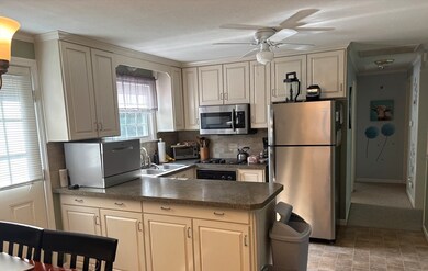 4 Haskell St, Agawam, MA 01001 - photo 4